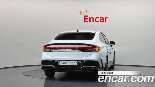 Hyundai Sonata 2025 thumb 4