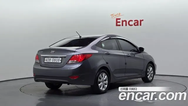 Hyundai Accent 2016 thumb 2