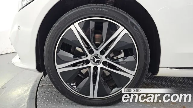 Mercedes-Benz C-Класс 2019 thumb 5
