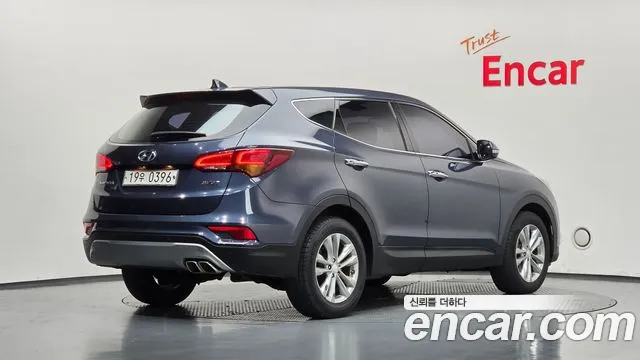 Hyundai Santa Fe 2016 thumb 2