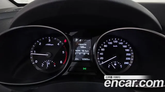 Hyundai Santa Fe 2016 thumb 8