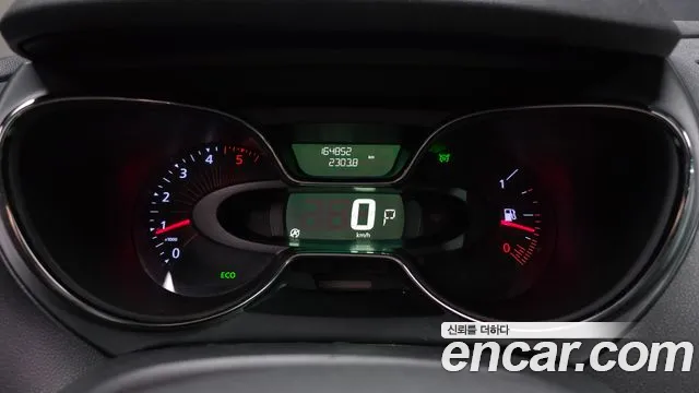 Renault-KoreaSamsung Captur 2017 thumb 8