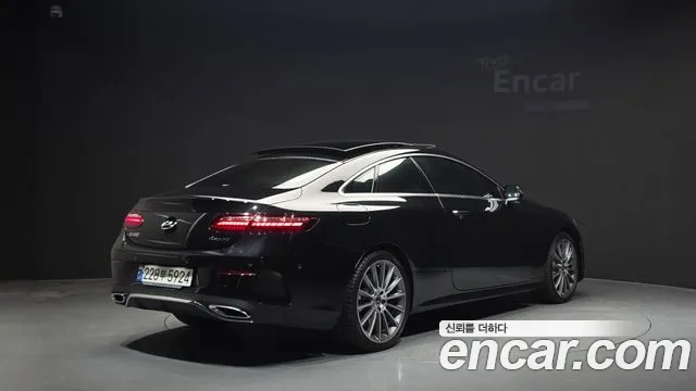 Mercedes-Benz E-Класс 2021 thumb 2