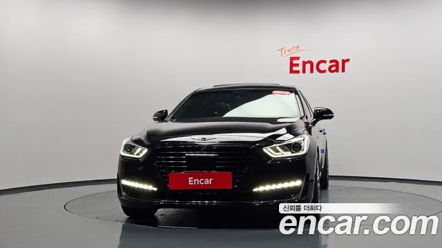 Genesis G90 2017 thumb 2