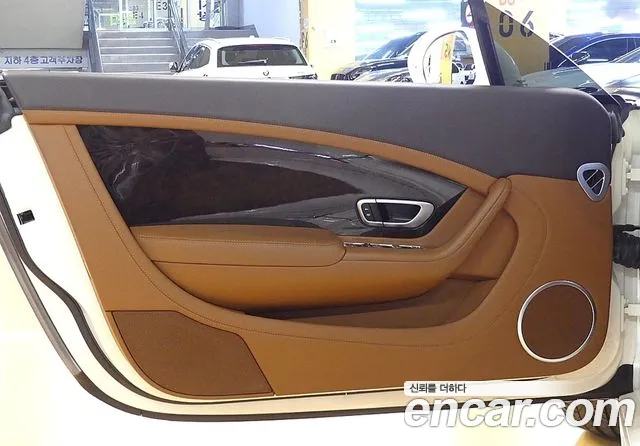 Bentley Continental 2015 thumb 9