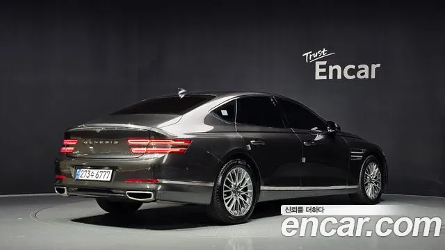 Genesis G80 2022 thumb 2