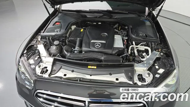 Mercedes-Benz E-Класс 2021 thumb 6