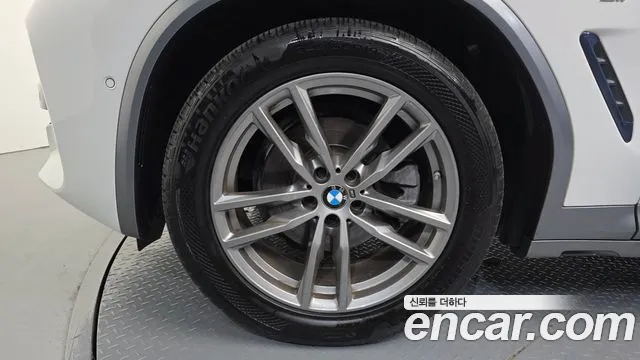 BMW X4 2020 thumb 5