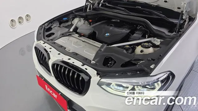 BMW X4 2020 thumb 6