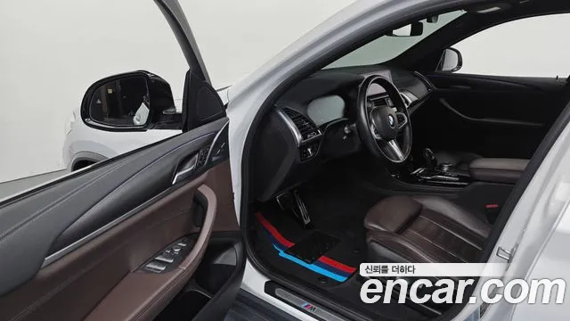 BMW X4 2020 thumb 10