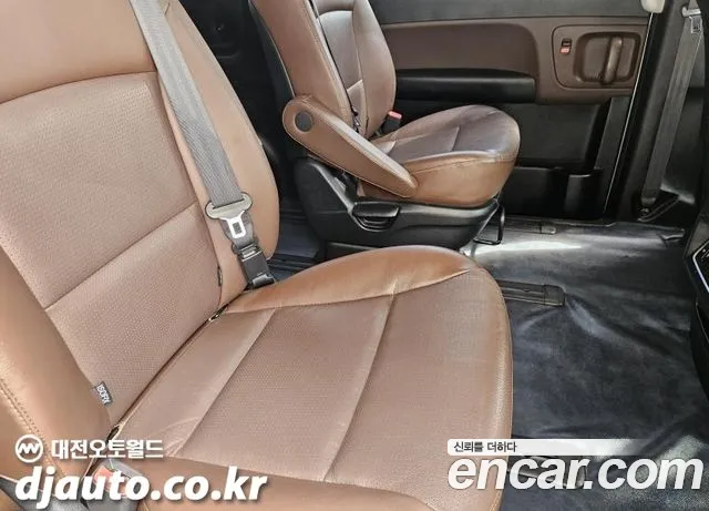 Hyundai Starex 2019 thumb 5