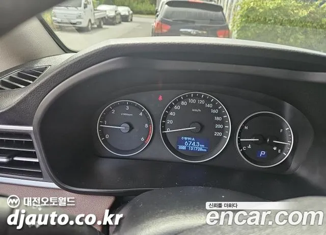 Hyundai Starex 2019 thumb 6