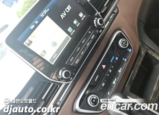Hyundai Starex 2019 thumb 10