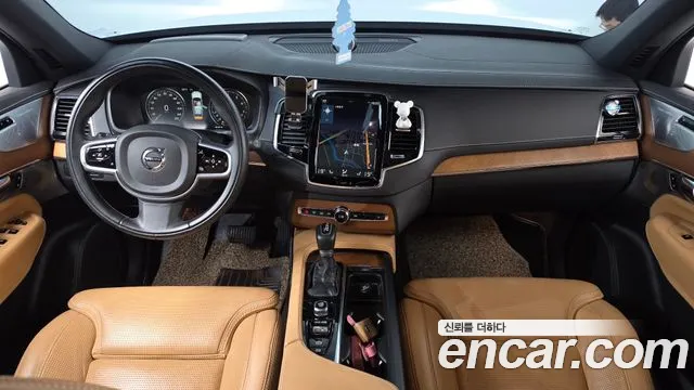 Volvo XC90 2020 thumb 7