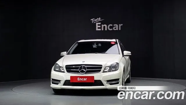 Mercedes-Benz C-Класс 2014 thumb 3