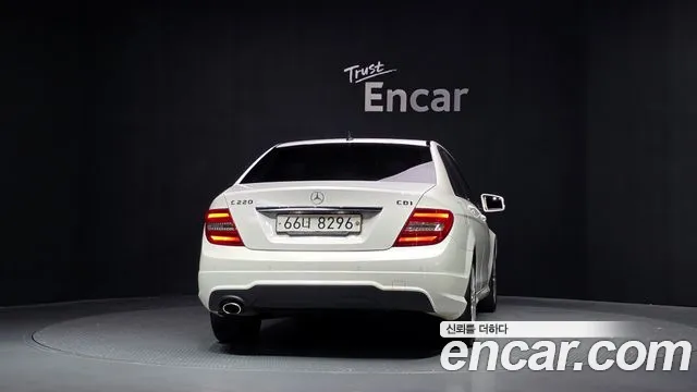 Mercedes-Benz C-Класс 2014 thumb 4