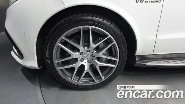 Mercedes-Benz GLE 2016 thumb 5