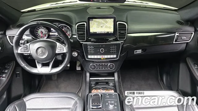 Mercedes-Benz GLE 2016 thumb 7