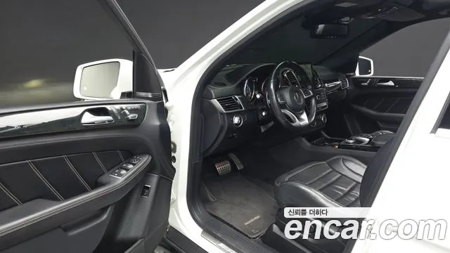 Mercedes-Benz GLE 2016 thumb 10