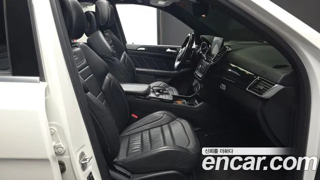 Mercedes-Benz GLE 2016 thumb 11