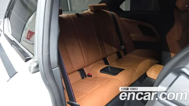 BMW M2 2023 thumb 12