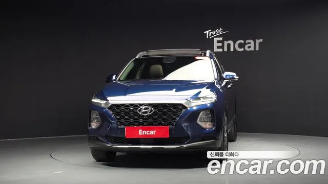 Hyundai Santa Fe 2018 thumb 2