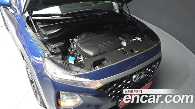 Hyundai Santa Fe 2018 thumb 5