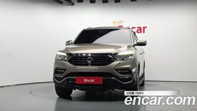 KG_Mobility_Ssangyong Rexton 2017 thumb 3