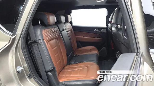 KG_Mobility_Ssangyong Rexton 2017 thumb 11