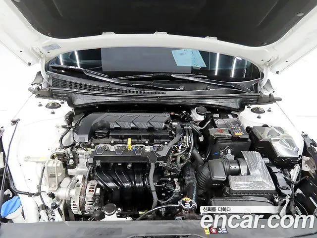 Hyundai Avante 2023 thumb 6