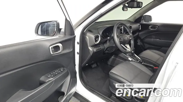 Hyundai Venue 2025 thumb 10