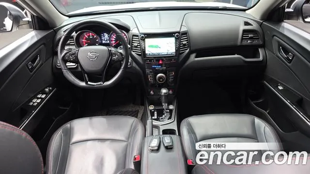 KG_Mobility_Ssangyong TIBOLI 2016 thumb 7