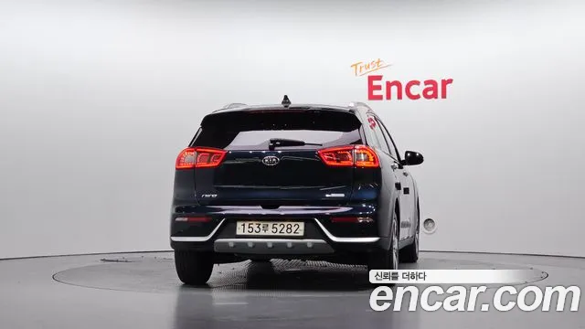 Kia Niro 2018 thumb 3