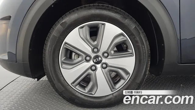 Kia Niro 2018 thumb 4