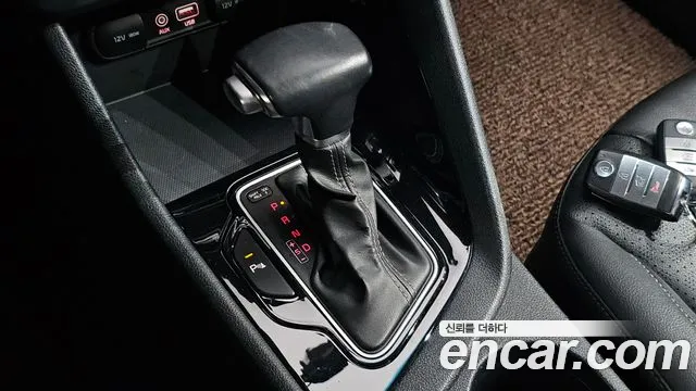 Kia Niro 2018 thumb 8