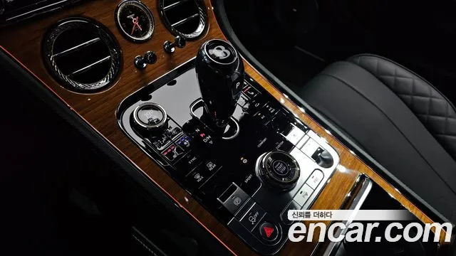 Bentley Continental 2023 thumb 9