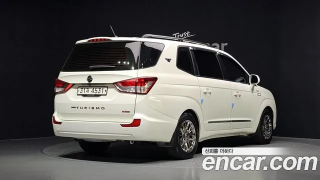KG_Mobility_Ssangyong KORANDO 2015 thumb 2