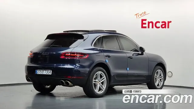 Porsche Macan 2014 thumb 2