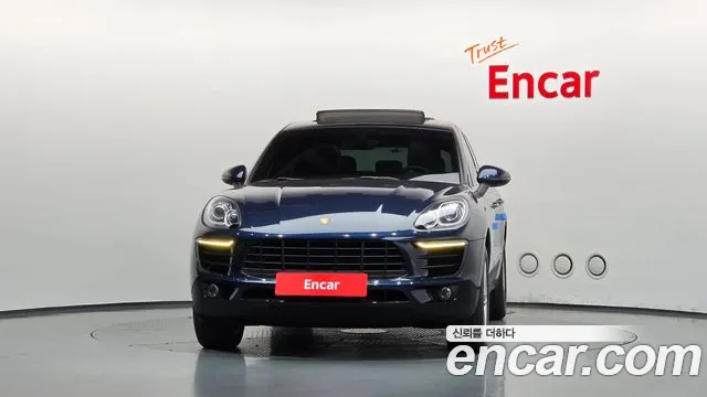Porsche Macan 2014 thumb 3