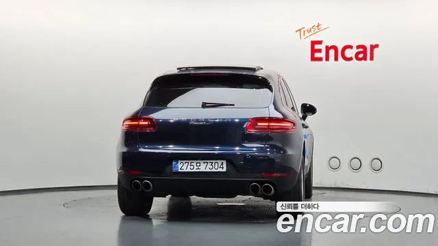 Porsche Macan 2014 thumb 4