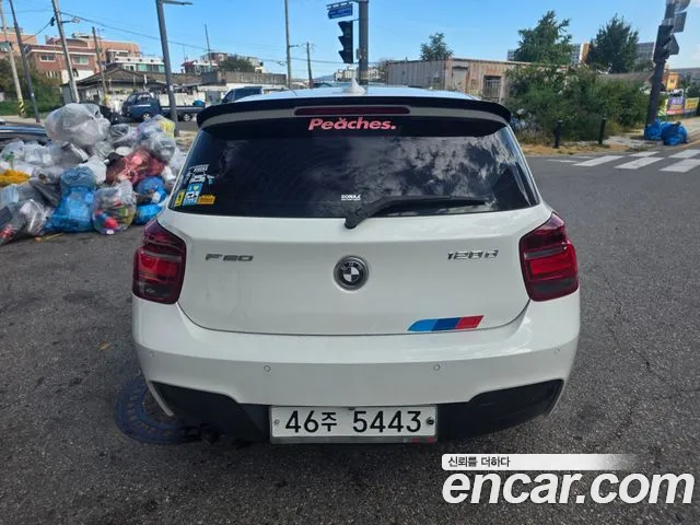 BMW 1-Series 2012 thumb 4