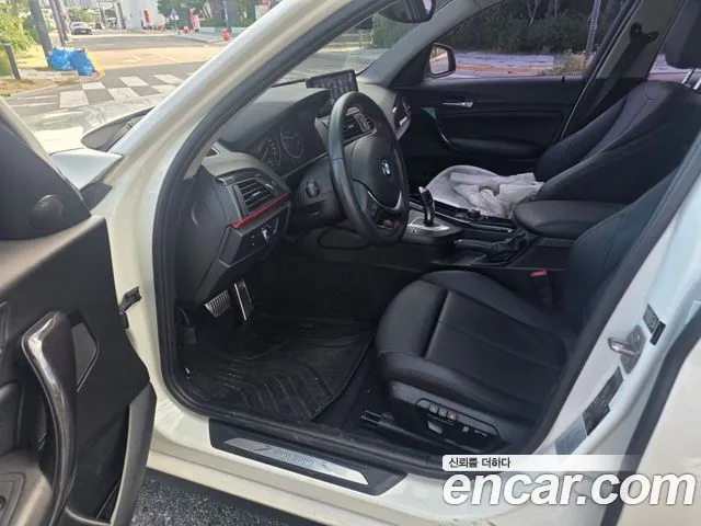 BMW 1-Series 2012 thumb 10