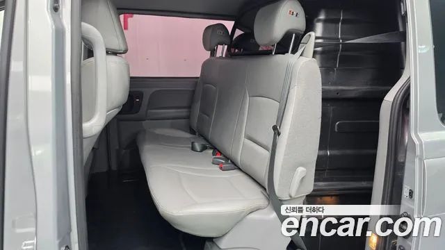 Hyundai Starex 2015 thumb 11