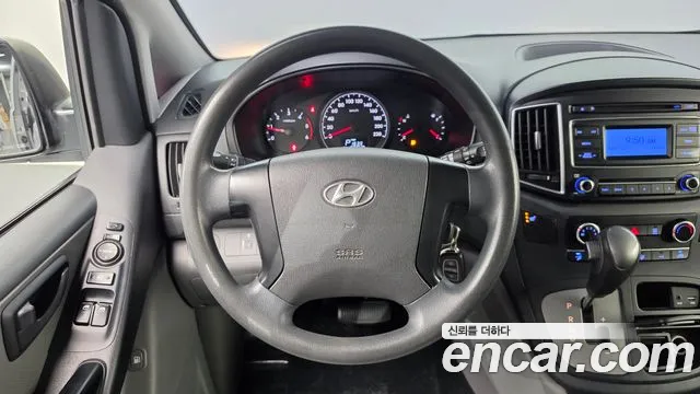 Hyundai Starex 2015 thumb 12