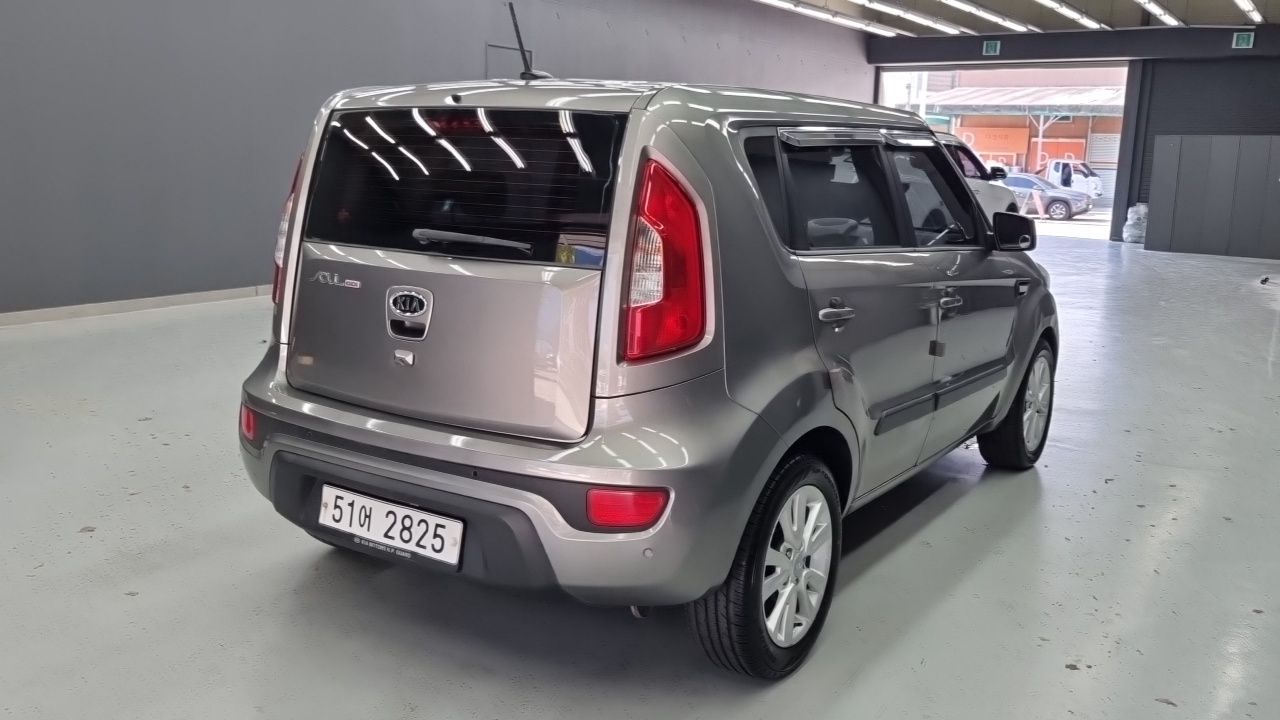 Kia Soul 2012 thumb 2