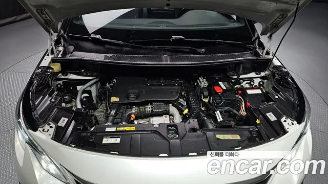 Peugeot 3008 2018 thumb 6