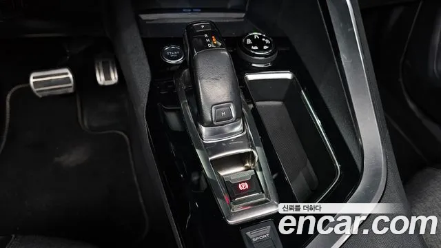 Peugeot 3008 2018 thumb 9