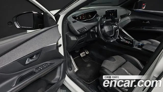 Peugeot 3008 2018 thumb 10