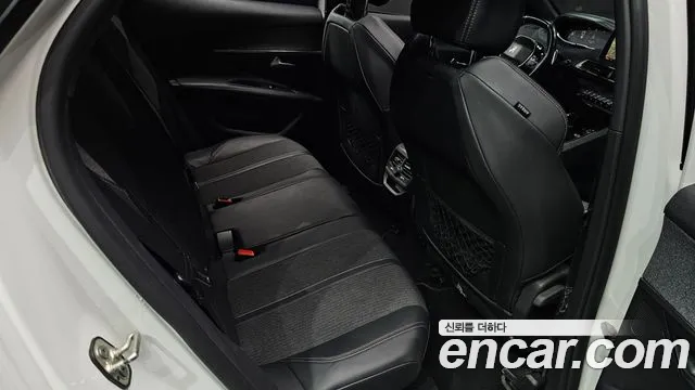 Peugeot 3008 2018 thumb 12