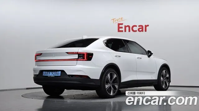 Polestar 2 2022 thumb 2